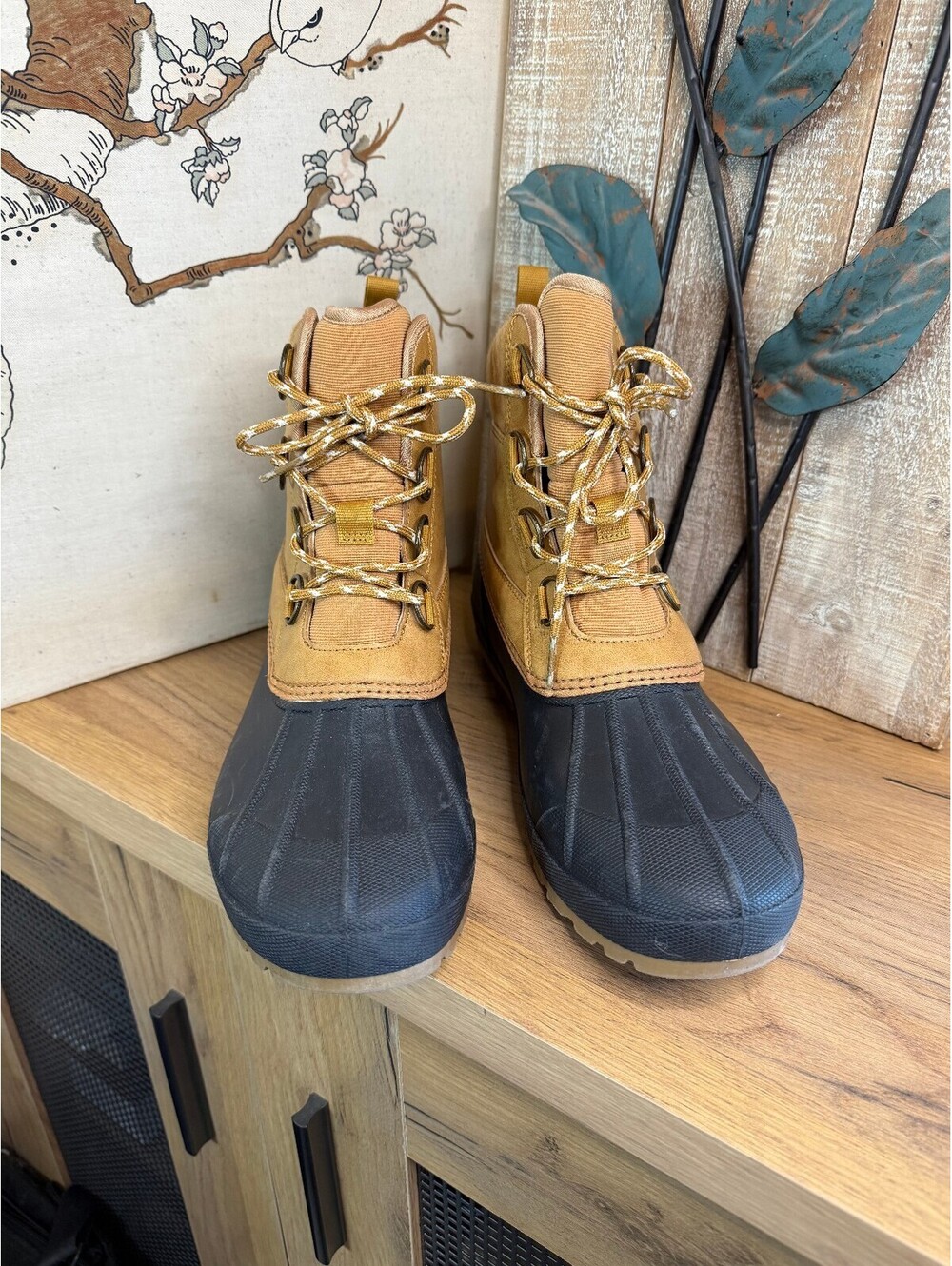 Universal Thread Women's Size 11 Waterproof Duck Boots